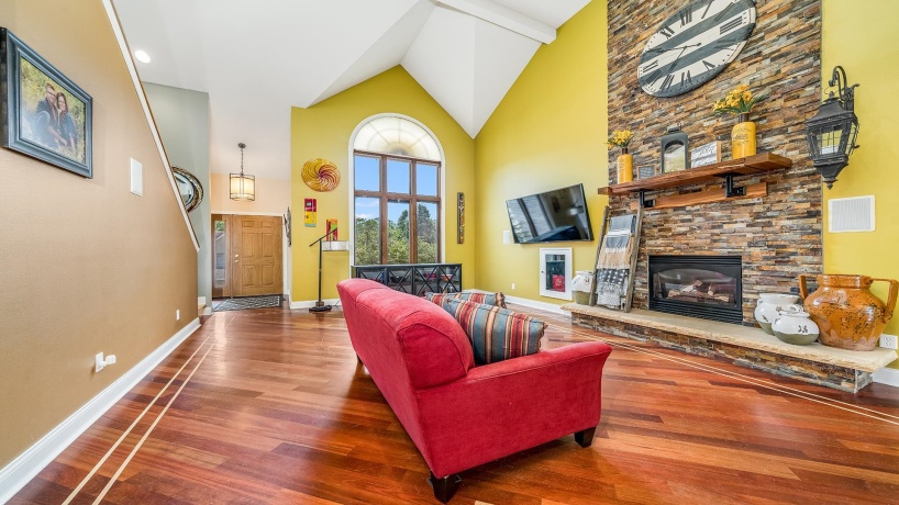 1850 Indian Springs, FREEPORT, Illinois 61032, 3 Bedrooms Bedrooms, ,2 BathroomsBathrooms,House,For Sale,Indian Springs,202505131