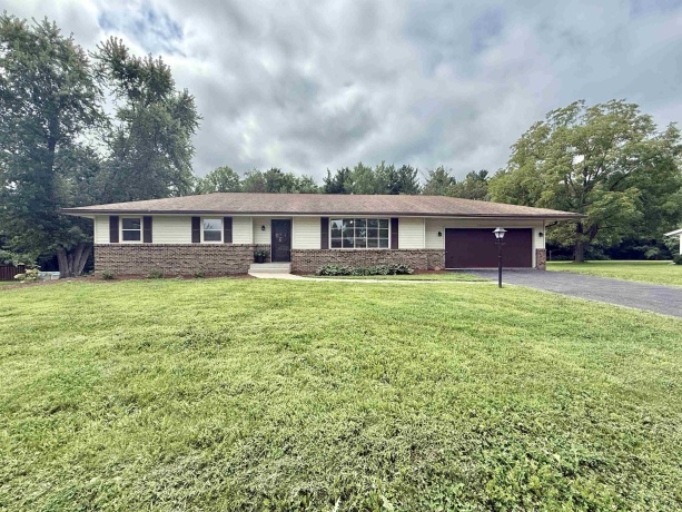 8567 Valley View, STILLMAN VALLEY, Illinois 61084, 3 Bedrooms Bedrooms, ,3 BathroomsBathrooms,House,For Sale,Valley View,202505029