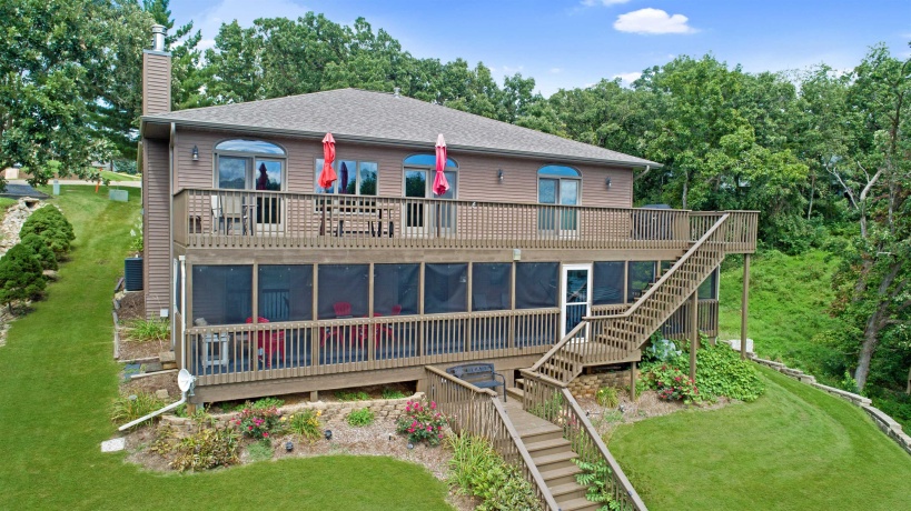 1-145 Perry, LAKE CARROLL, Illinois 61046, 2 Bedrooms Bedrooms, ,2 BathroomsBathrooms,House,For Sale,Perry,202505163