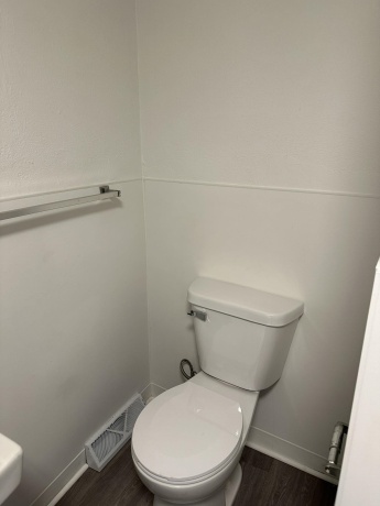 309 Pleasant, FREEPORT, Illinois 61032, ,3 - 4 Units,For Sale,Pleasant,202505169