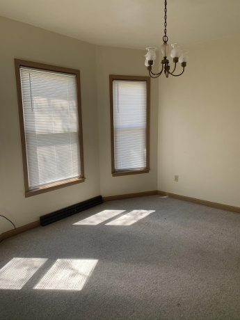 309 Pleasant, FREEPORT, Illinois 61032, ,3 - 4 Units,For Sale,Pleasant,202505169