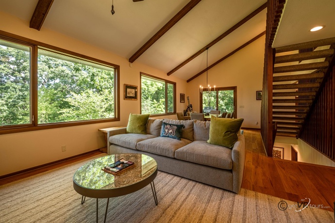 4720 Longhollow, GALENA, Illinois 61036, 4 Bedrooms Bedrooms, ,3 BathroomsBathrooms,House,For Sale,Longhollow,202505170