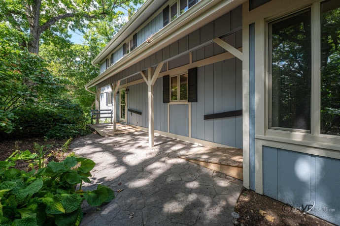 4720 Longhollow, GALENA, Illinois 61036, 4 Bedrooms Bedrooms, ,3 BathroomsBathrooms,House,For Sale,Longhollow,202505170