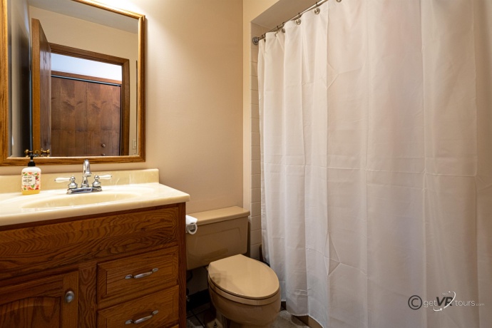 4720 Longhollow, GALENA, Illinois 61036, 4 Bedrooms Bedrooms, ,3 BathroomsBathrooms,House,For Sale,Longhollow,202505170