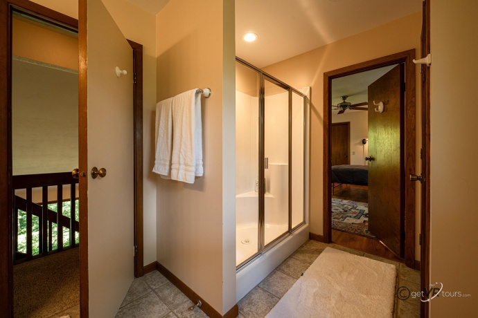 4720 Longhollow, GALENA, Illinois 61036, 4 Bedrooms Bedrooms, ,3 BathroomsBathrooms,House,For Sale,Longhollow,202505170