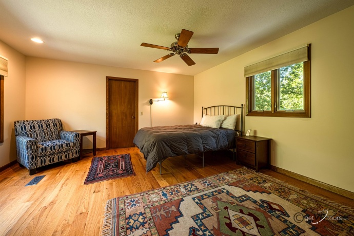 4720 Longhollow, GALENA, Illinois 61036, 4 Bedrooms Bedrooms, ,3 BathroomsBathrooms,House,For Sale,Longhollow,202505170