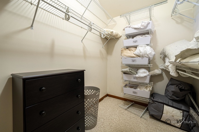 4720 Longhollow, GALENA, Illinois 61036, 4 Bedrooms Bedrooms, ,3 BathroomsBathrooms,House,For Sale,Longhollow,202505170