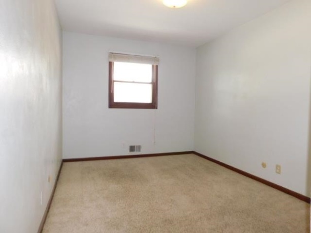 4406 Crawford Unit B, ROCKFORD, Illinois 61114, 2 Bedrooms Bedrooms, ,1 BathroomBathrooms,House,For Sale,Crawford Unit B,202505175