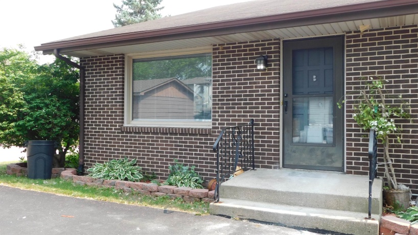 4406 Crawford Unit B, ROCKFORD, Illinois 61114, 2 Bedrooms Bedrooms, ,1 BathroomBathrooms,House,For Sale,Crawford Unit B,202505175