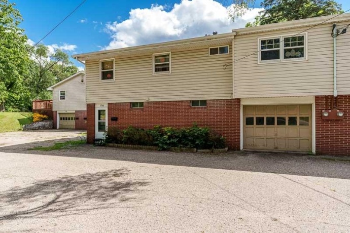 1712 MANCHESTER, SOUTH BELOIT, Illinois 61080, ,3 - 4 Units,For Sale,MANCHESTER,202505174