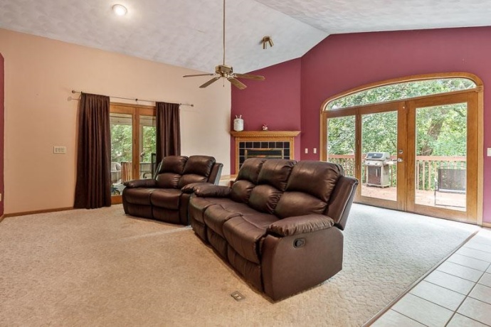 1712 MANCHESTER, SOUTH BELOIT, Illinois 61080, ,3 - 4 Units,For Sale,MANCHESTER,202505174