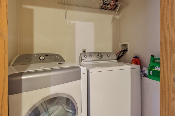 1712 MANCHESTER, SOUTH BELOIT, Illinois 61080, ,3 - 4 Units,For Sale,MANCHESTER,202505174