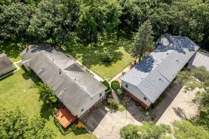 1712 MANCHESTER, SOUTH BELOIT, Illinois 61080, ,3 - 4 Units,For Sale,MANCHESTER,202505174