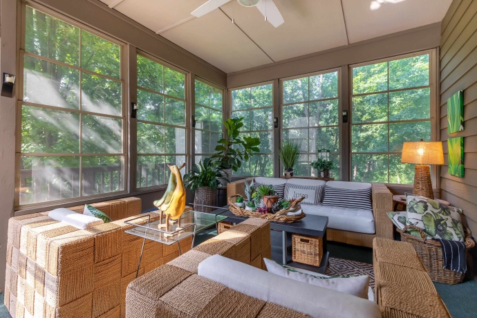 7 High Ridge, GALENA, Illinois 61036, 3 Bedrooms Bedrooms, ,3 BathroomsBathrooms,House,For Sale,High Ridge,202505180