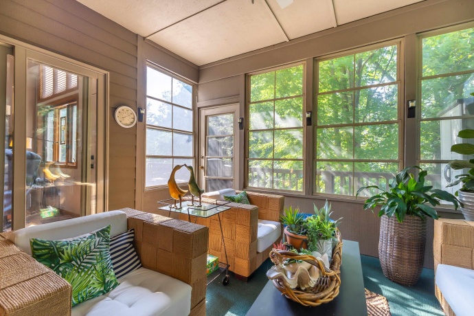 7 High Ridge, GALENA, Illinois 61036, 3 Bedrooms Bedrooms, ,3 BathroomsBathrooms,House,For Sale,High Ridge,202505180