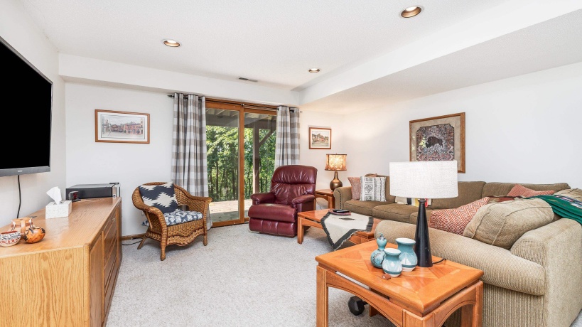 7 High Ridge, GALENA, Illinois 61036, 3 Bedrooms Bedrooms, ,3 BathroomsBathrooms,House,For Sale,High Ridge,202505180