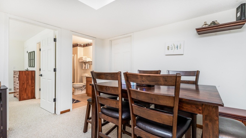 7 High Ridge, GALENA, Illinois 61036, 3 Bedrooms Bedrooms, ,3 BathroomsBathrooms,House,For Sale,High Ridge,202505180