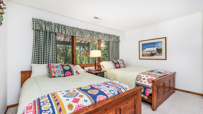 7 High Ridge, GALENA, Illinois 61036, 3 Bedrooms Bedrooms, ,3 BathroomsBathrooms,House,For Sale,High Ridge,202505180