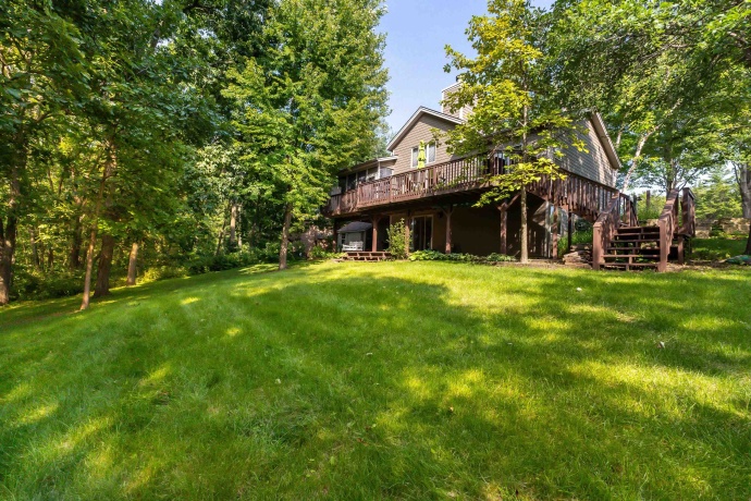 7 High Ridge, GALENA, Illinois 61036, 3 Bedrooms Bedrooms, ,3 BathroomsBathrooms,House,For Sale,High Ridge,202505180