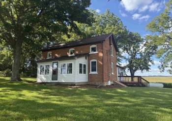 2368 Winneshiek, FREEPORT, Illinois 61032, 3 Bedrooms Bedrooms, ,1 BathroomBathrooms,House,For Sale,Winneshiek,202505181