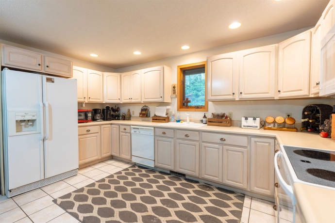 18 Talisman, GALENA, Illinois 61036, 3 Bedrooms Bedrooms, ,2 BathroomsBathrooms,House,For Sale,Talisman,202505182