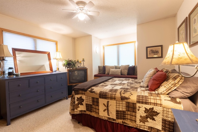 18 Talisman, GALENA, Illinois 61036, 3 Bedrooms Bedrooms, ,2 BathroomsBathrooms,House,For Sale,Talisman,202505182