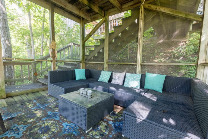 18 Talisman, GALENA, Illinois 61036, 3 Bedrooms Bedrooms, ,2 BathroomsBathrooms,House,For Sale,Talisman,202505182