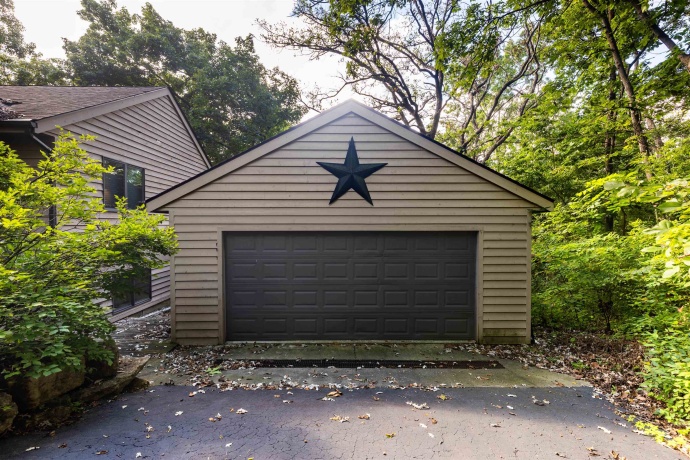 18 Talisman, GALENA, Illinois 61036, 3 Bedrooms Bedrooms, ,2 BathroomsBathrooms,House,For Sale,Talisman,202505182