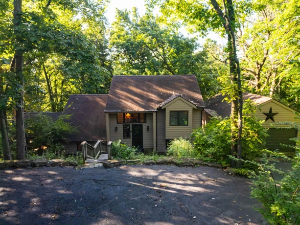 18 Talisman, GALENA, Illinois 61036, 3 Bedrooms Bedrooms, ,2 BathroomsBathrooms,House,For Sale,Talisman,202505182