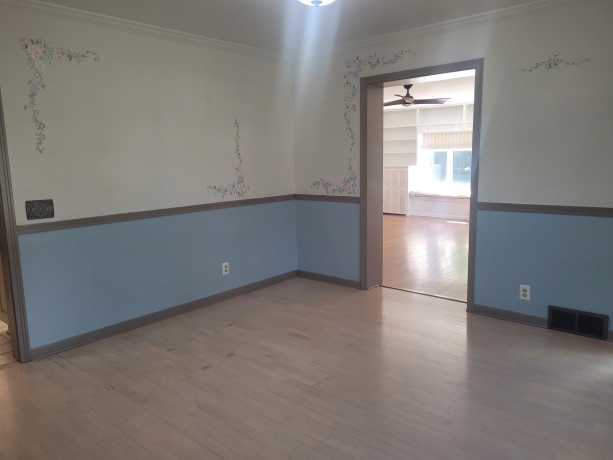 705 Woodlane, ROCKFORD, Illinois 61107, 3 Bedrooms Bedrooms, ,2 BathroomsBathrooms,House,For Sale,Woodlane,202505192