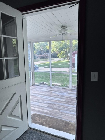 705 Woodlane, ROCKFORD, Illinois 61107, 3 Bedrooms Bedrooms, ,2 BathroomsBathrooms,House,For Sale,Woodlane,202505192