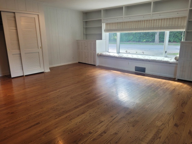 705 Woodlane, ROCKFORD, Illinois 61107, 3 Bedrooms Bedrooms, ,2 BathroomsBathrooms,House,For Sale,Woodlane,202505192