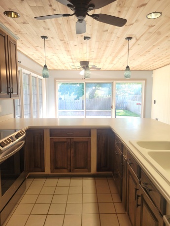 705 Woodlane, ROCKFORD, Illinois 61107, 3 Bedrooms Bedrooms, ,2 BathroomsBathrooms,House,For Sale,Woodlane,202505192