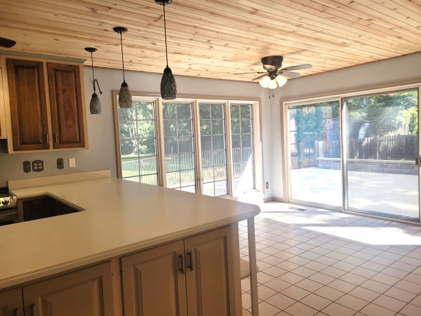 705 Woodlane, ROCKFORD, Illinois 61107, 3 Bedrooms Bedrooms, ,2 BathroomsBathrooms,House,For Sale,Woodlane,202505192