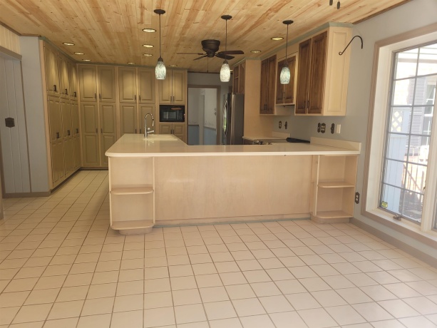 705 Woodlane, ROCKFORD, Illinois 61107, 3 Bedrooms Bedrooms, ,2 BathroomsBathrooms,House,For Sale,Woodlane,202505192