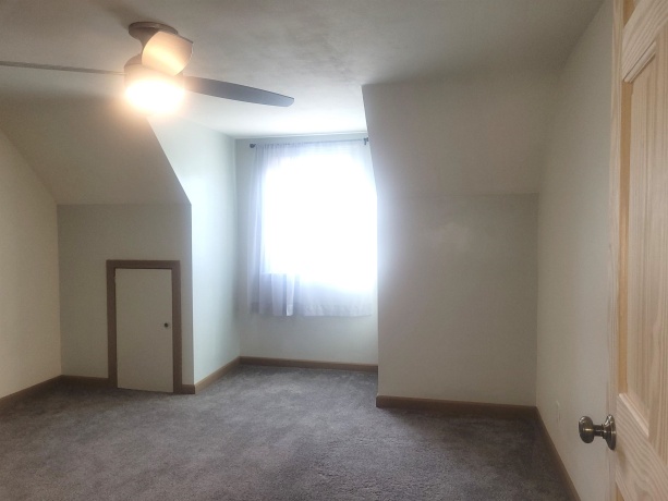 705 Woodlane, ROCKFORD, Illinois 61107, 3 Bedrooms Bedrooms, ,2 BathroomsBathrooms,House,For Sale,Woodlane,202505192