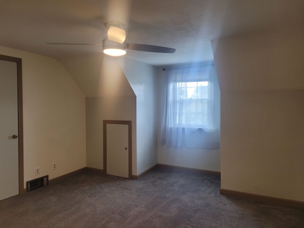 705 Woodlane, ROCKFORD, Illinois 61107, 3 Bedrooms Bedrooms, ,2 BathroomsBathrooms,House,For Sale,Woodlane,202505192