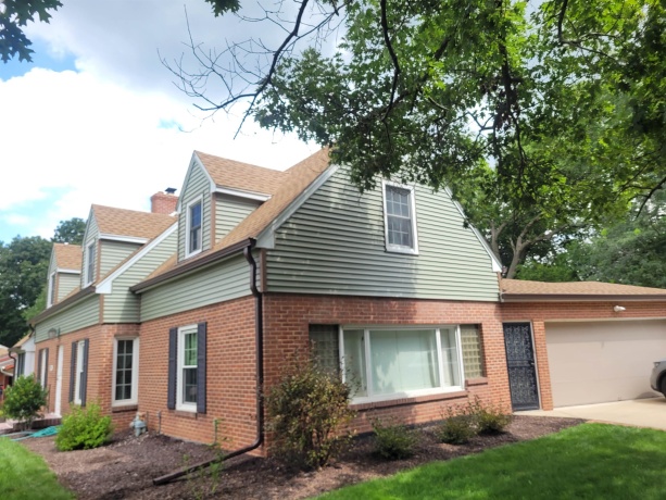 705 Woodlane, ROCKFORD, Illinois 61107, 3 Bedrooms Bedrooms, ,2 BathroomsBathrooms,House,For Sale,Woodlane,202505192