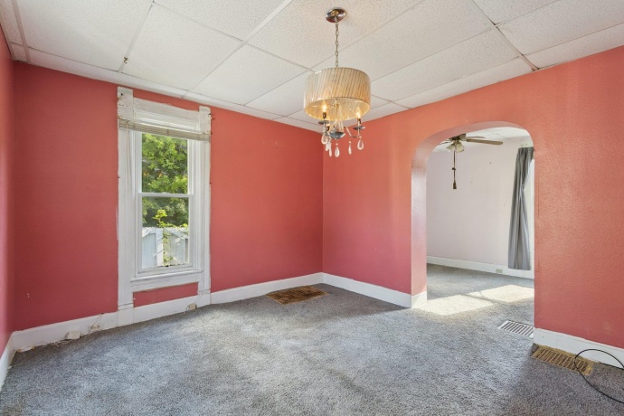 201 Hinkley, ROCKFORD, Illinois 61101, 3 Bedrooms Bedrooms, ,1 BathroomBathrooms,House,For Sale,Hinkley,202505208