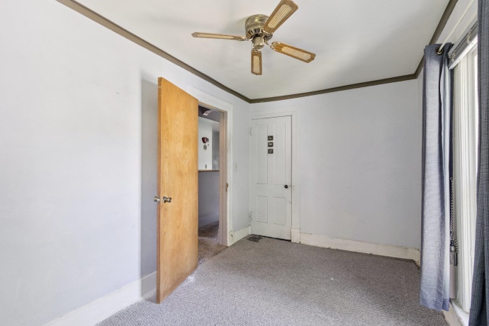 201 Hinkley, ROCKFORD, Illinois 61101, 3 Bedrooms Bedrooms, ,1 BathroomBathrooms,House,For Sale,Hinkley,202505208