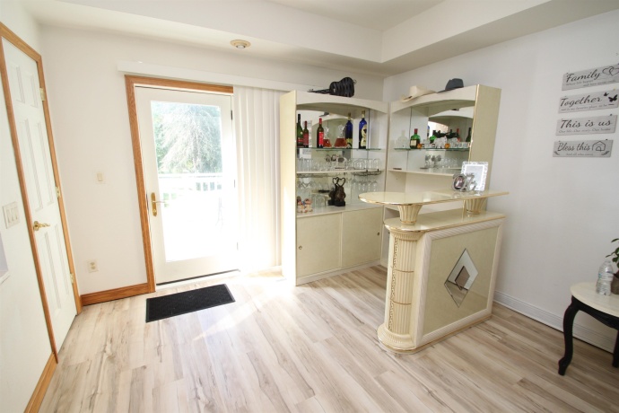 1431 IL Route 75 E, FREEPORT, Illinois 61032, 3 Bedrooms Bedrooms, ,2 BathroomsBathrooms,House,For Sale,IL Route 75 E,202505250