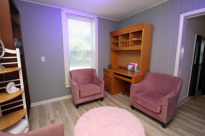 1431 IL Route 75 E, FREEPORT, Illinois 61032, 3 Bedrooms Bedrooms, ,2 BathroomsBathrooms,House,For Sale,IL Route 75 E,202505250