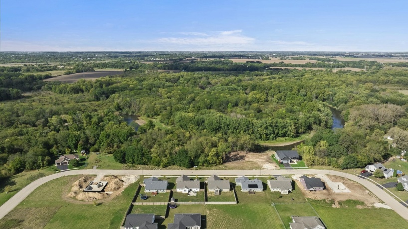 4137 Waters Edge, BELVIDERE, Illinois 61008, 3 Bedrooms Bedrooms, ,2 BathroomsBathrooms,House,For Sale,Waters Edge,202505255