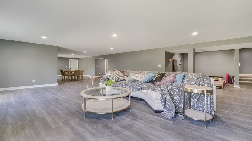 4137 Waters Edge, BELVIDERE, Illinois 61008, 3 Bedrooms Bedrooms, ,2 BathroomsBathrooms,House,For Sale,Waters Edge,202505255