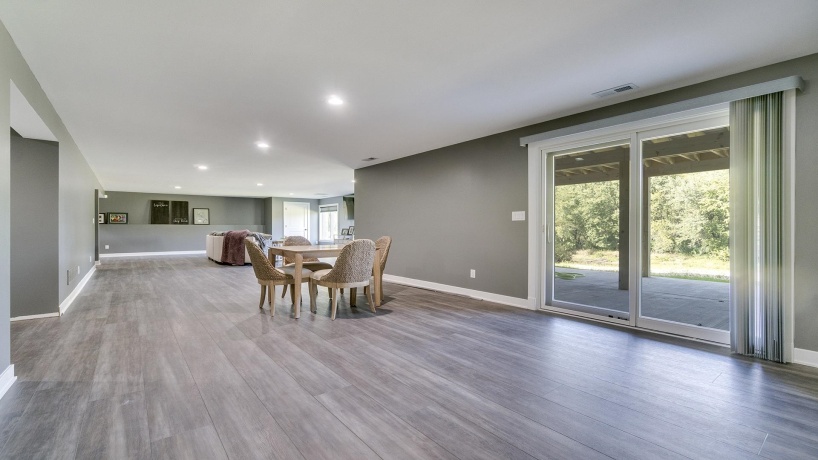 4137 Waters Edge, BELVIDERE, Illinois 61008, 3 Bedrooms Bedrooms, ,2 BathroomsBathrooms,House,For Sale,Waters Edge,202505255