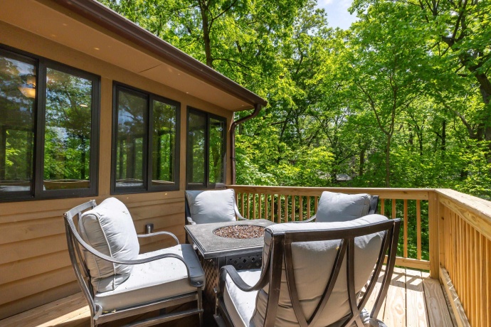 4 Colony, GALENA, Illinois 61036, 3 Bedrooms Bedrooms, ,2 BathroomsBathrooms,House,For Sale,Colony,202505272