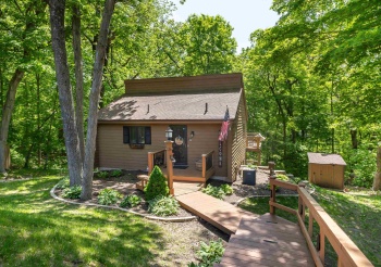 4 Colony, GALENA, Illinois 61036, 3 Bedrooms Bedrooms, ,2 BathroomsBathrooms,House,For Sale,Colony,202505272
