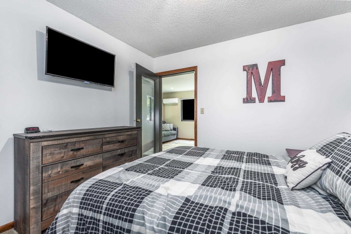 4 Colony, GALENA, Illinois 61036, 3 Bedrooms Bedrooms, ,2 BathroomsBathrooms,House,For Sale,Colony,202505272