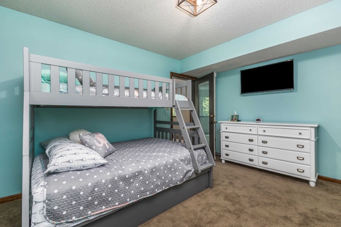 4 Colony, GALENA, Illinois 61036, 3 Bedrooms Bedrooms, ,2 BathroomsBathrooms,House,For Sale,Colony,202505272