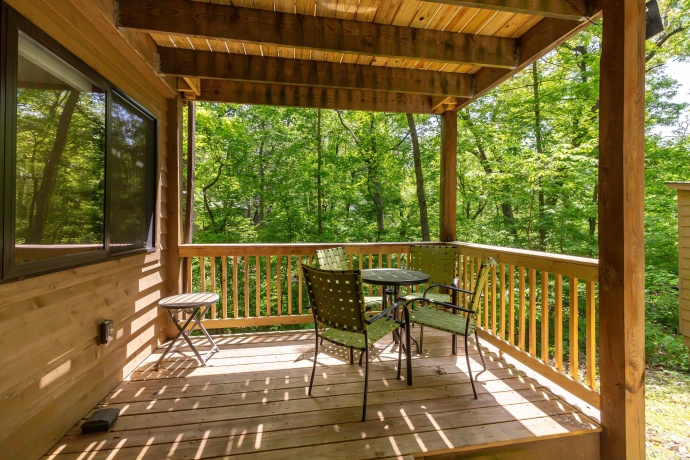 4 Colony, GALENA, Illinois 61036, 3 Bedrooms Bedrooms, ,2 BathroomsBathrooms,House,For Sale,Colony,202505272